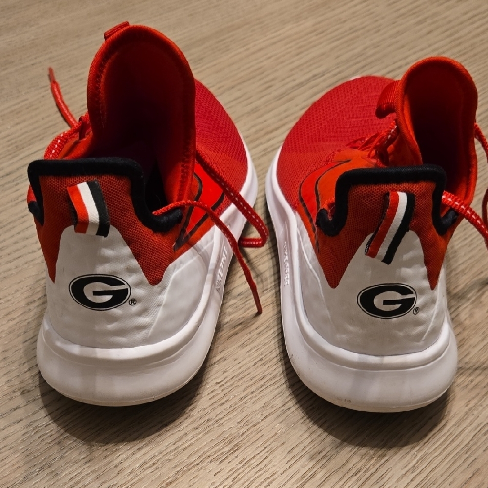 Nike Bright Red Running Shoes - Picture 5 of 8